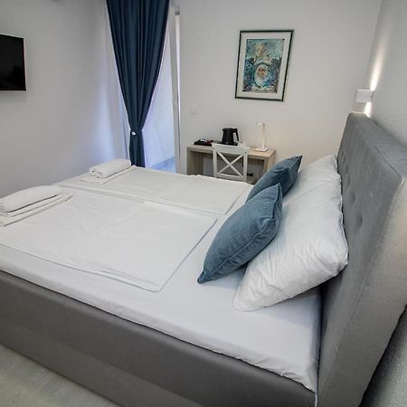 מוסטר Villa Sonata מראה חיצוני תמונה