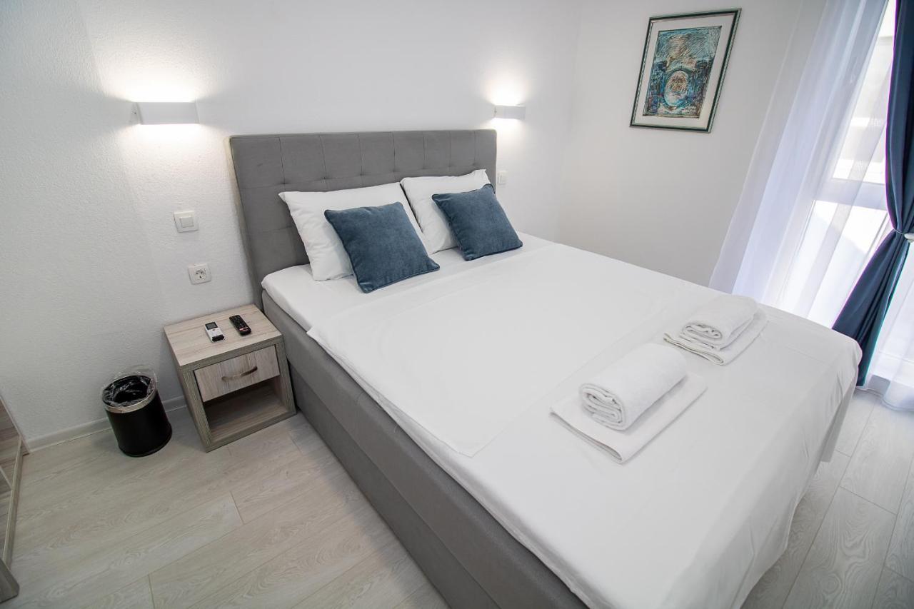 מוסטר Villa Sonata מראה חיצוני תמונה