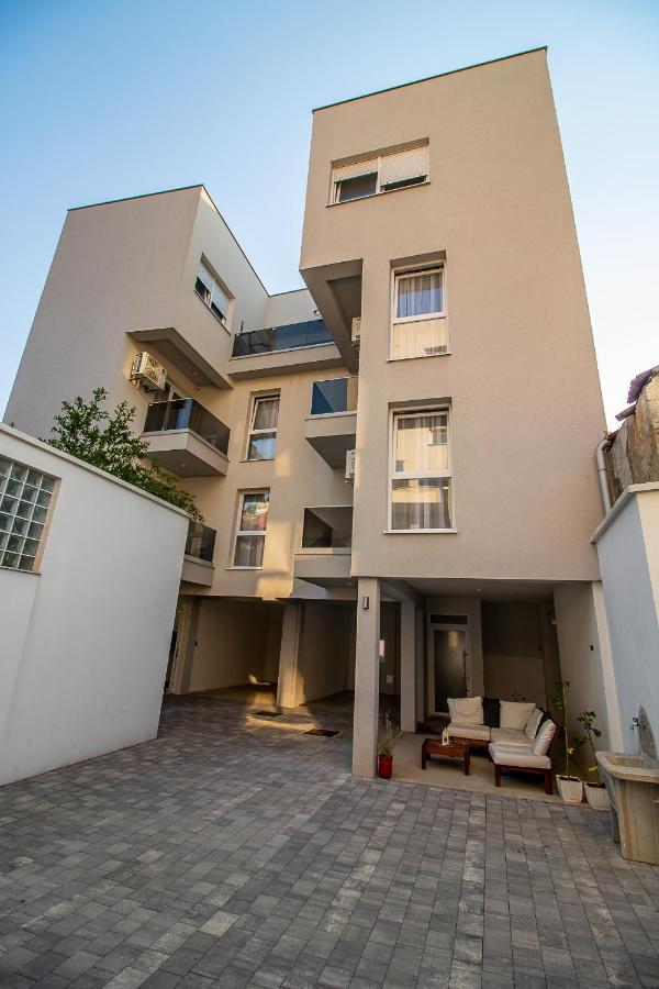 מוסטר Villa Sonata מראה חיצוני תמונה